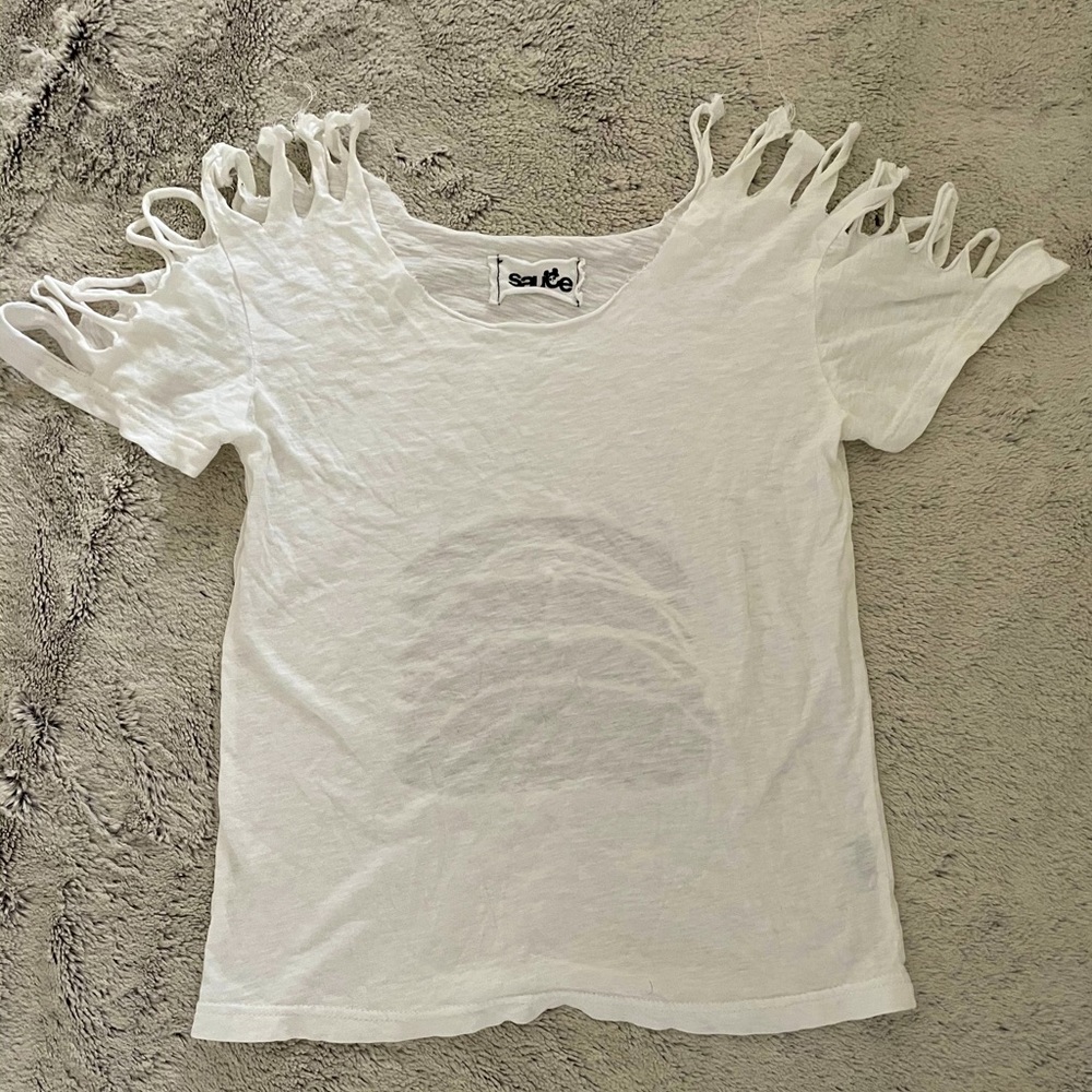 Sauce slashed sleeve tee